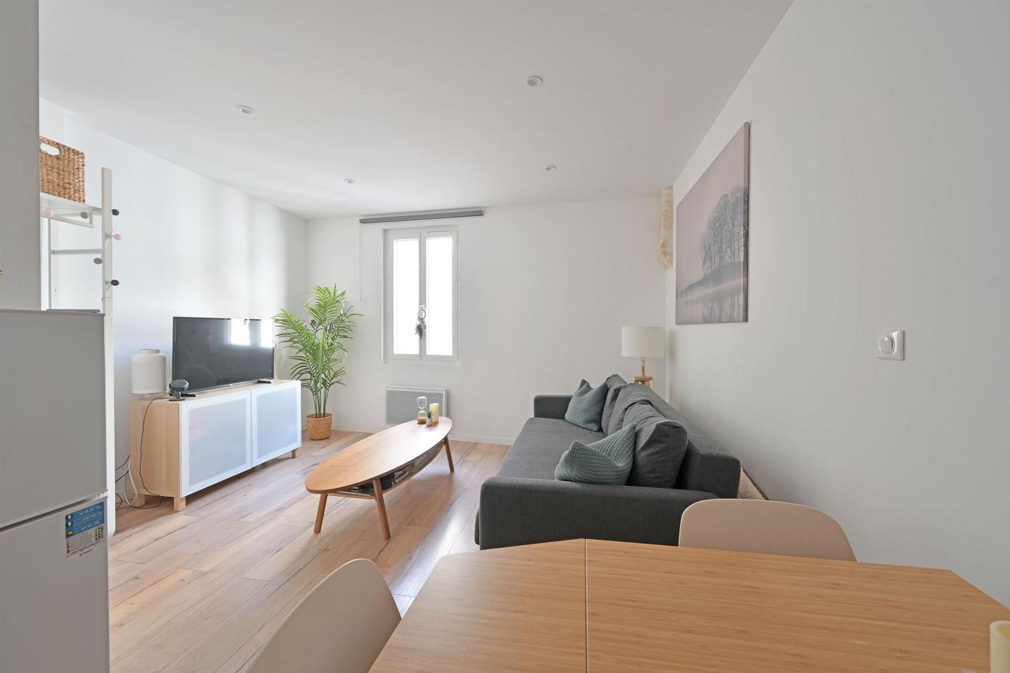 Studio Arthur - Proche Theatres Et Place Des Corps Saints - Wifi Avignon Luaran gambar
